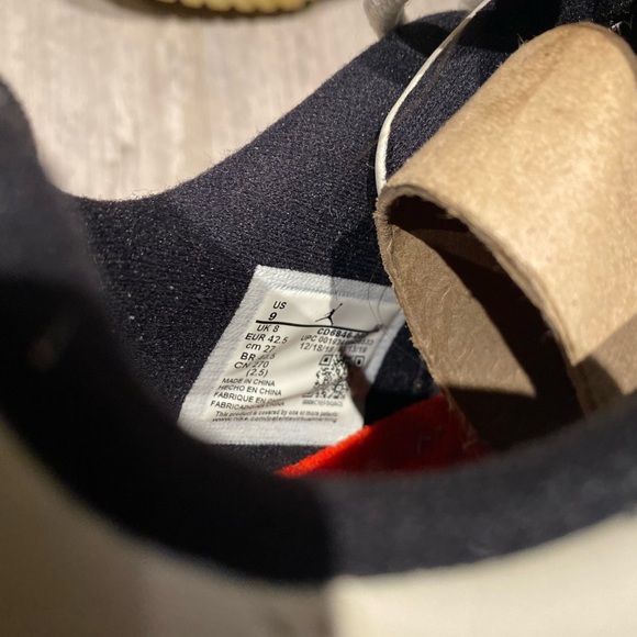 Jordan 11 Retro Low Basketball Shoes Snakeskin Men’s Size 9 - Picture 6 of 7